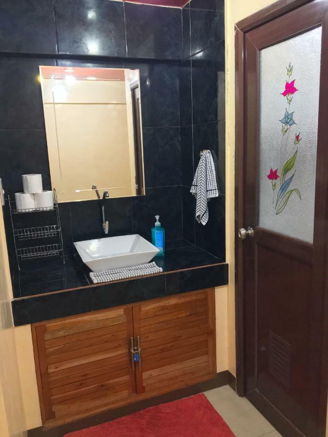 Вилла Fully Ac 3Br House For 8Pax Near Airport And Sm With 100Mbps Wifi Пуэрто-Принцеса Экстерьер фото